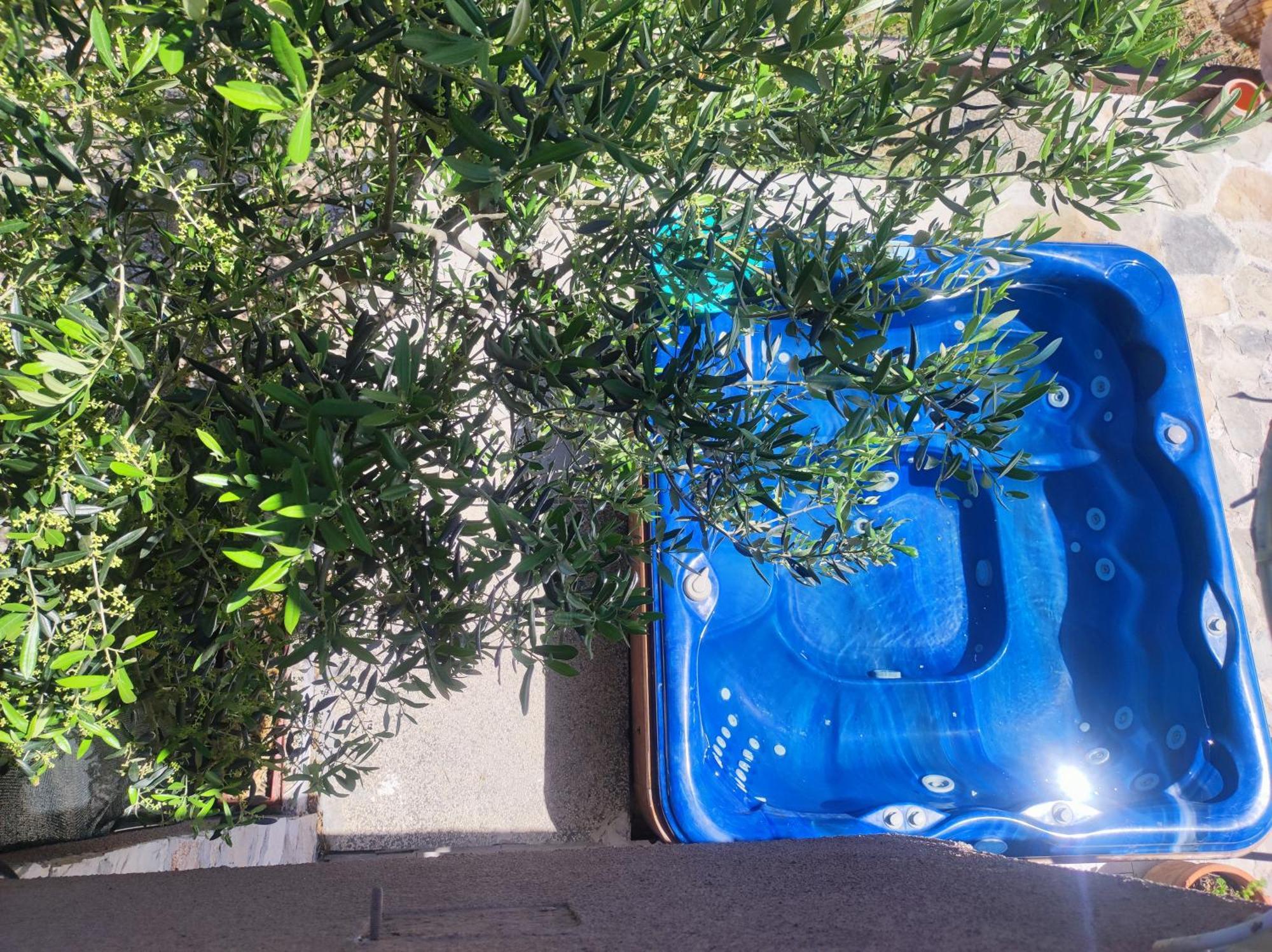 House Mablo With Pool & Jacuzzi